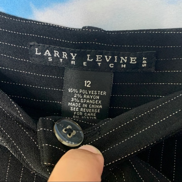 Larry Levine- Black Pinstriped Dress Capri size 12 - Picture 11 of 12